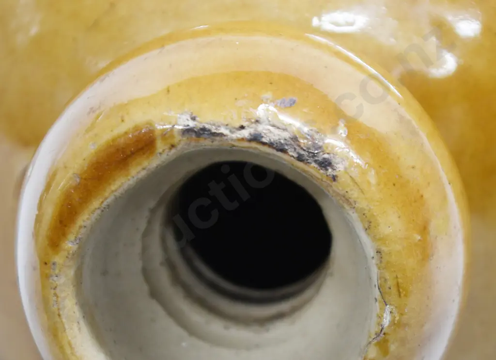 WAI WAI AUCKLAND STONE JAR Image 1++