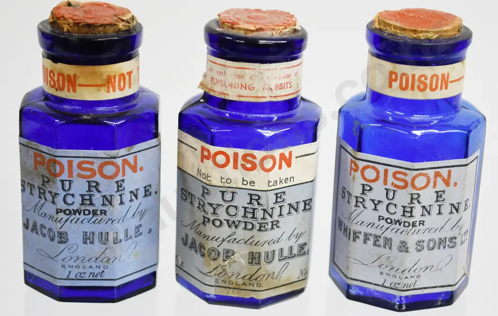 LABELLED STRYCHNINE POISONS, JACOB HULLE, WHIFFEN & SONS Image 1++