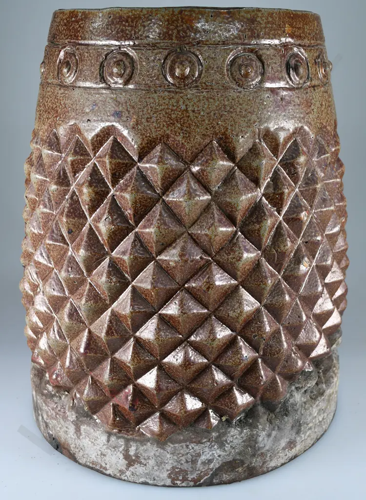LOCAL POTTERY CHIMNEY POT Image 1++