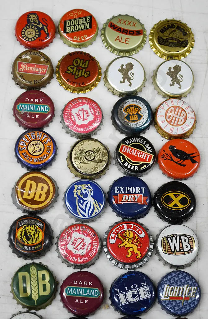 NEW ZEALAND BEER BOTTLE CAPS Image 1++