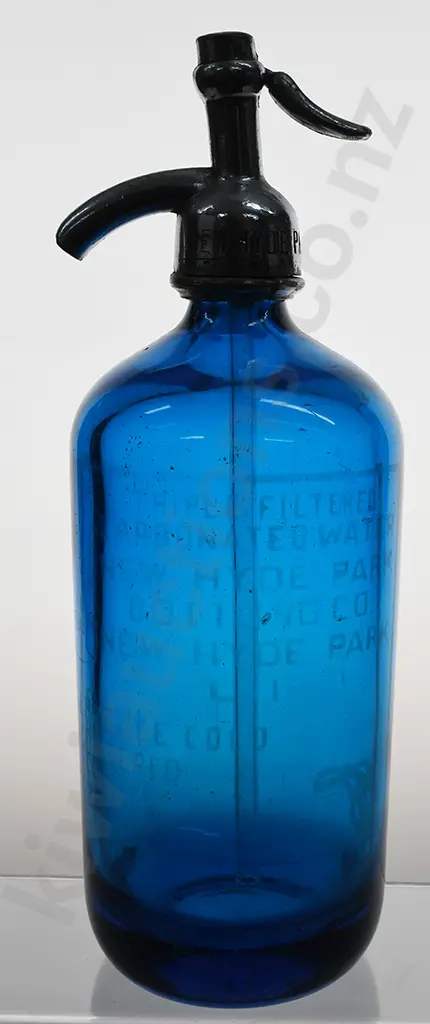 NEW HYDE BOTTLING CO SYPHON Image 1++