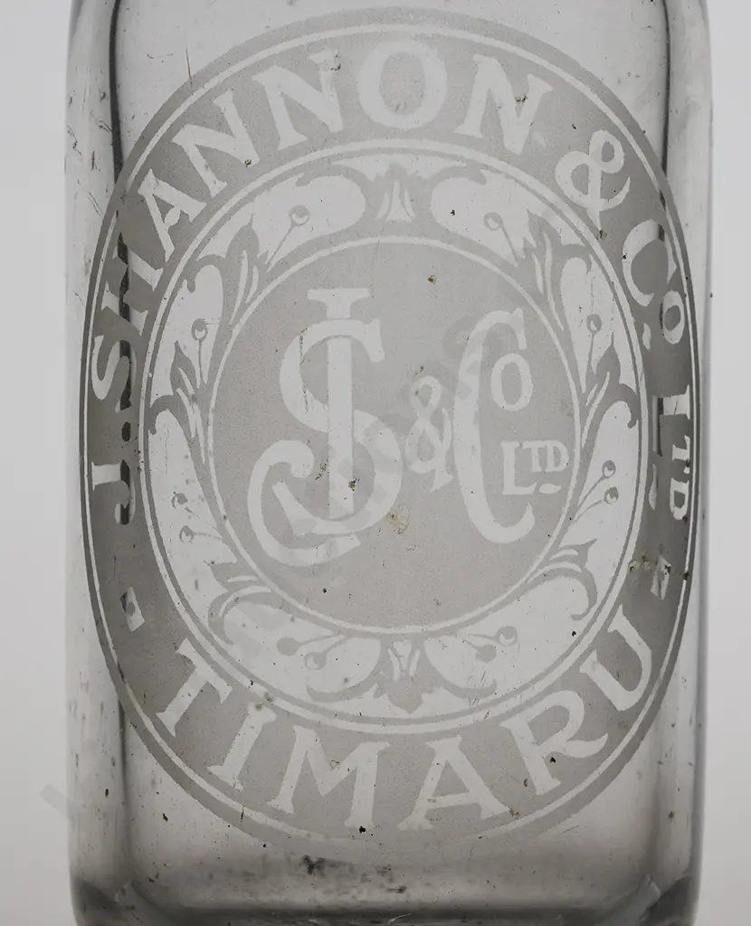 3 TIMARU SODA SYPHONS Image 1++