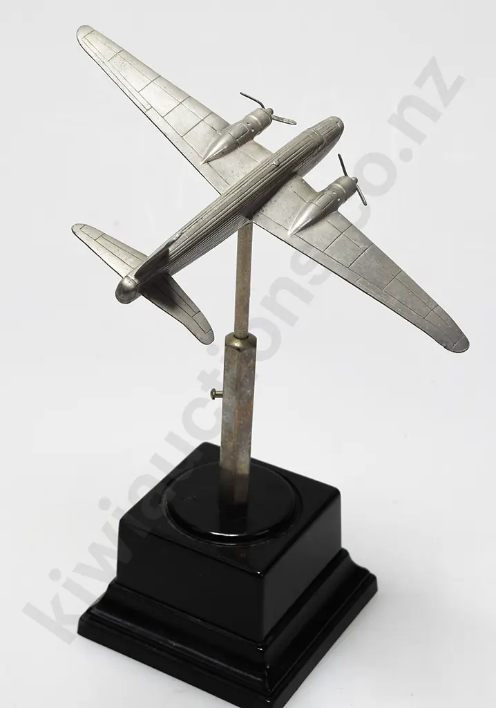 MODEL AIRPLANE ON STAND - 2 Image 1++