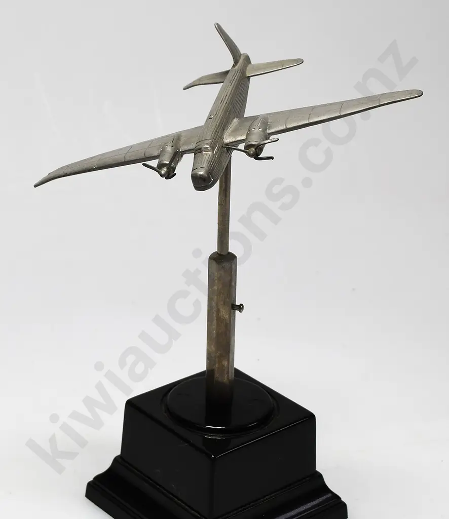 MODEL AIRPLANE ON STAND - 2 Image 1++