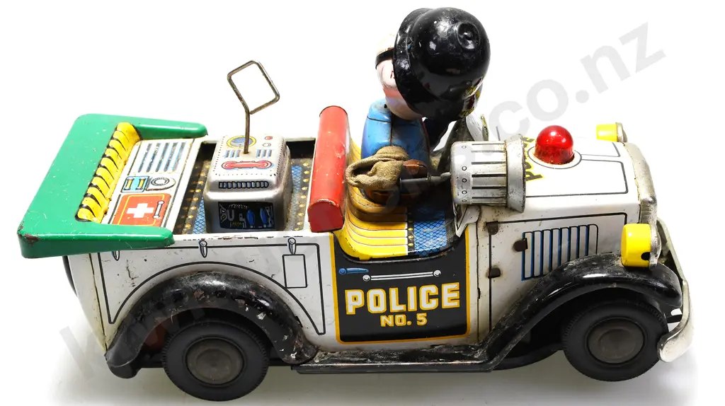 VINTAGE JAPANESE TIN PLATE POLICE CAR NO. 5 - BATTERY OPERATED Image 1++