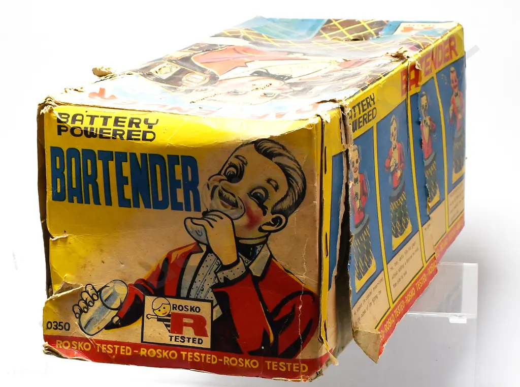 EARLY JAPANESE MADE TIN TOY - BARTENDER Image 1++