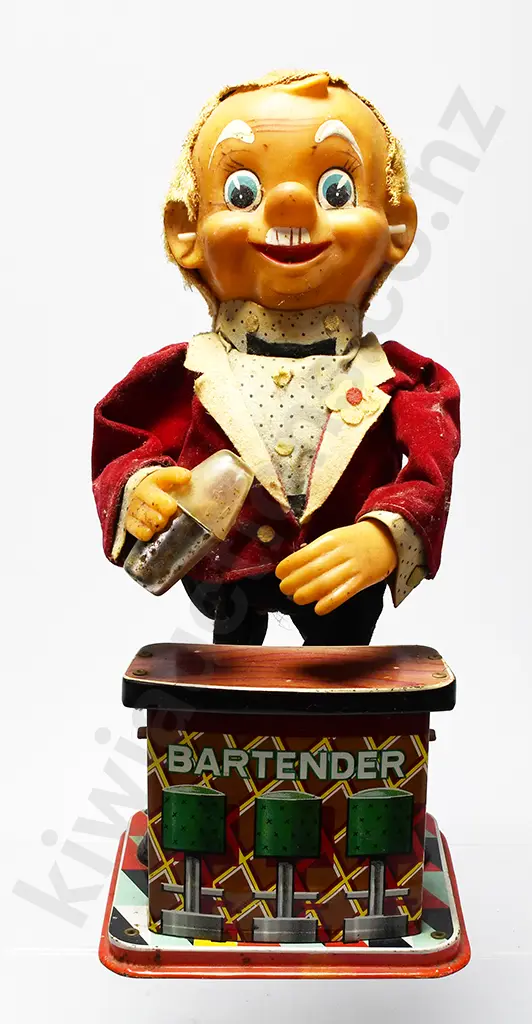 EARLY JAPANESE MADE TIN TOY - BARTENDER Image 1++