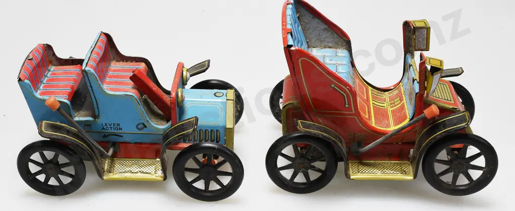 MADE IN JAPAN TINPLATE MODERN TOYS MODELS VETERAN CARS Image 1++