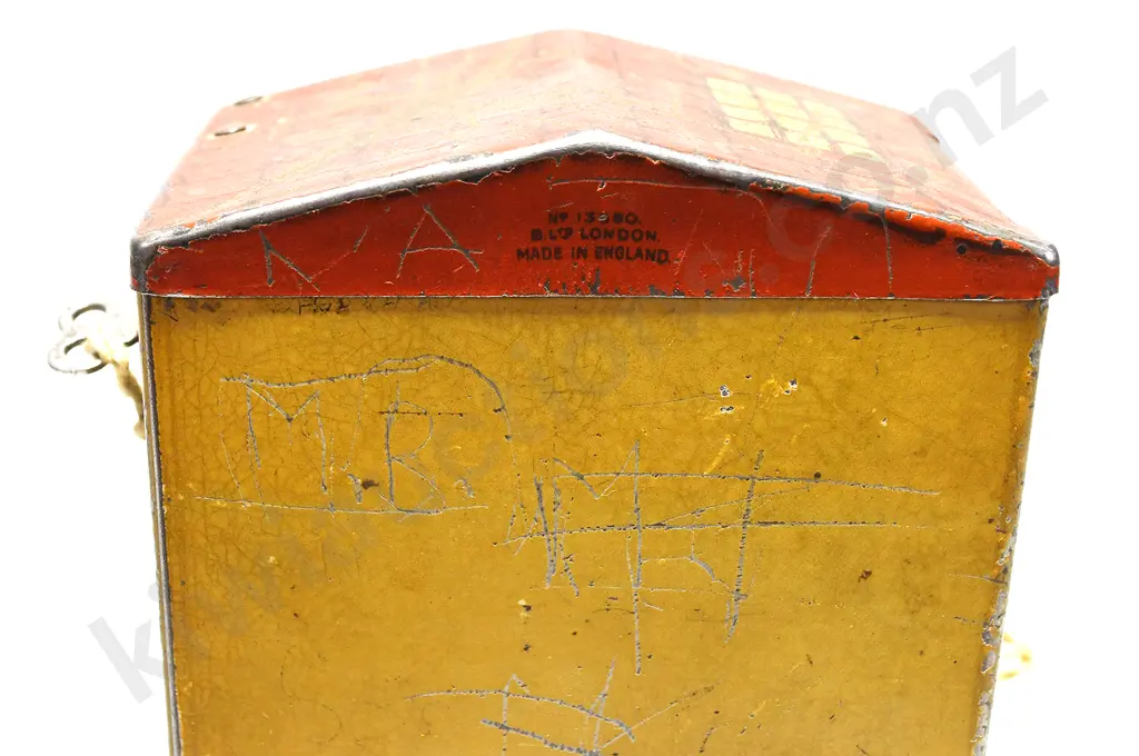 BISCUIT TIN MONEY BANK Image 1++