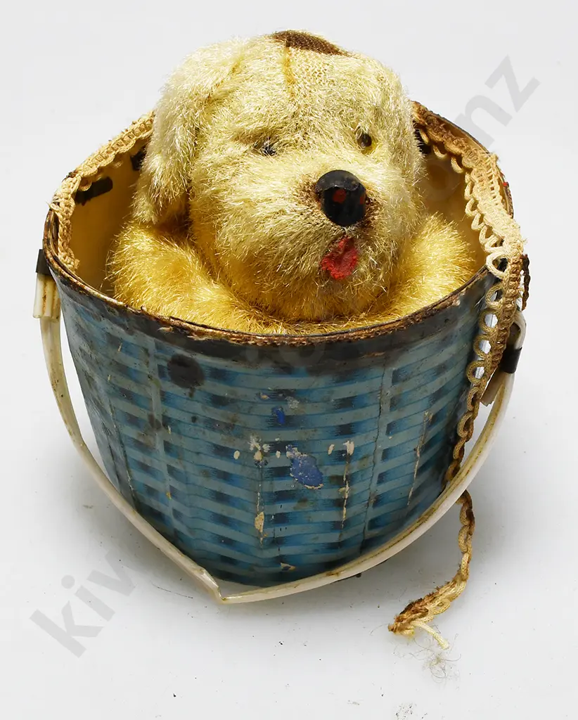 VINTAGE  WIND-UP PUPPY IN BASKET TOY Image 1++