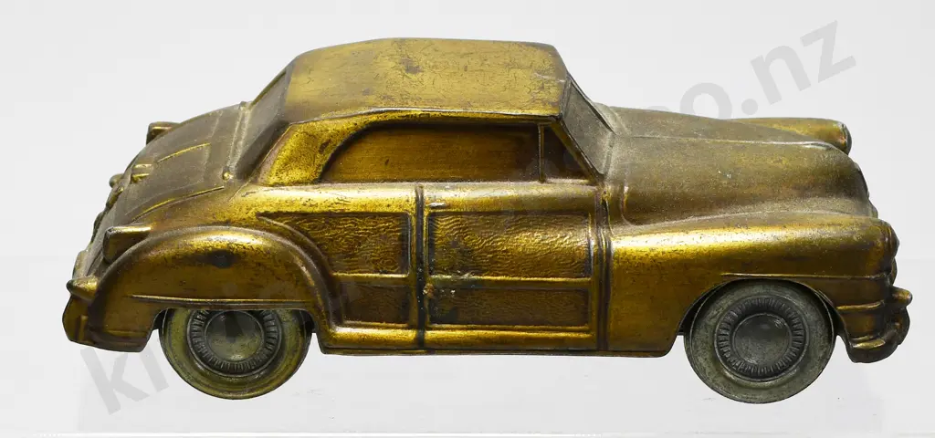 1974 BANTHRICO CHRYSLER CAR COIN BANK Image 1++