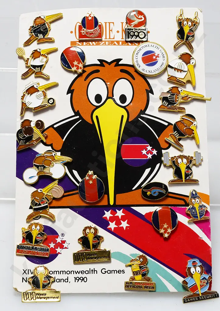NZ COMMONWEALTH GAMES 1990 BADGES Image 1++