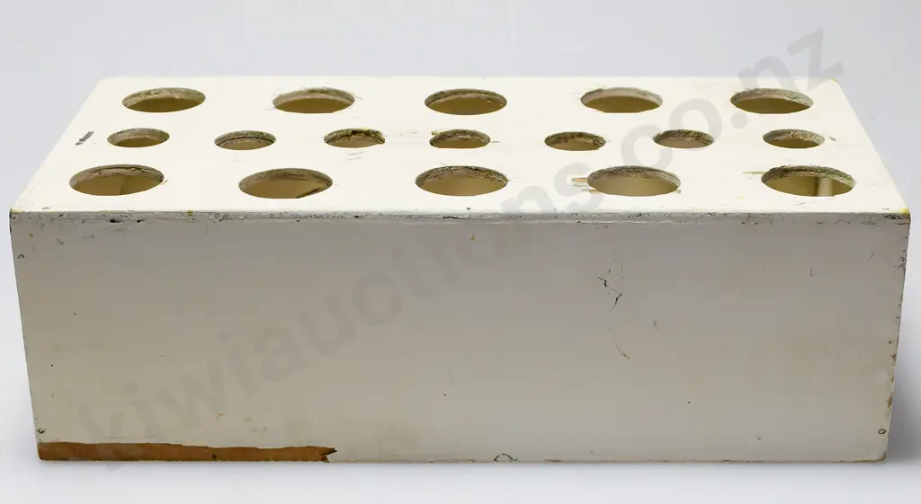 TIP TOP ICECREAM COUNTER CONE HOLDER Image 1++