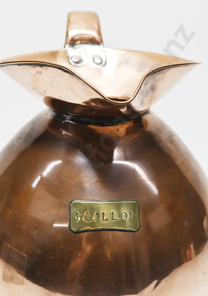 VICTORIAN 1 GALLON COPPER MEASURE Image 1++