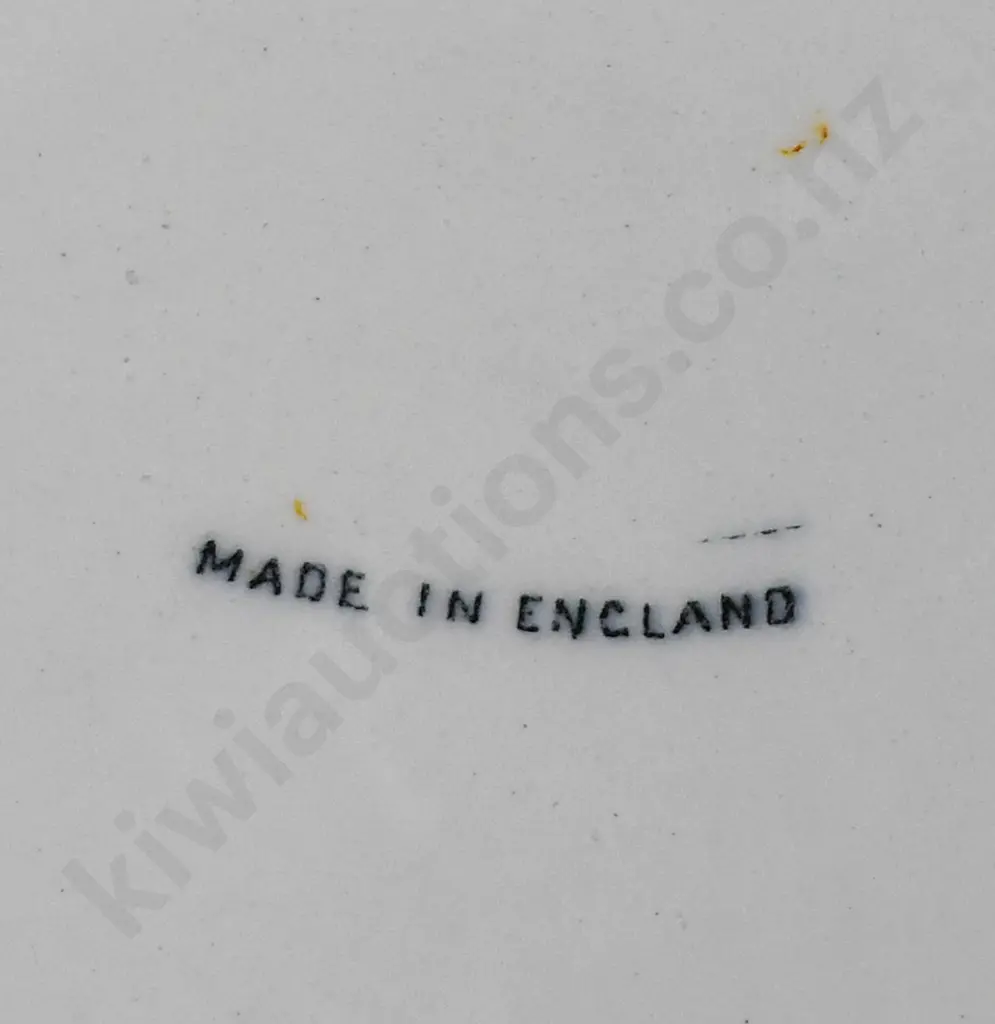LARGE CERAMIC MILK PAIL, THE DAIRY ENGINEERING CO OF IRELAND Image 1++
