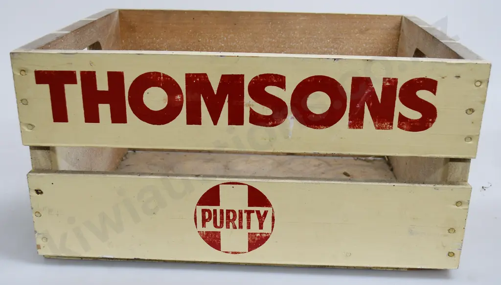 THOMSONS DUNEDIN BOTTLE CRATE Image 1++