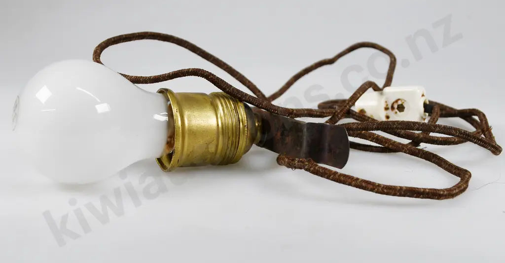 EAU DE COLOGNE 4711 DISPALY BOTTLE LAMP Image 1++