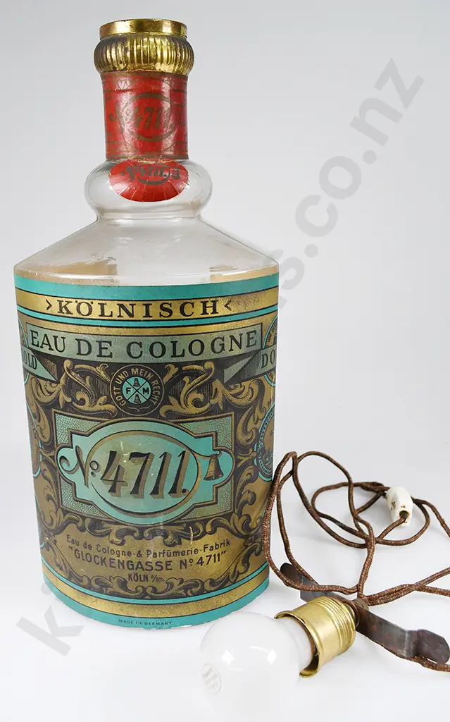 EAU DE COLOGNE 4711 DISPALY BOTTLE LAMP Image 1++