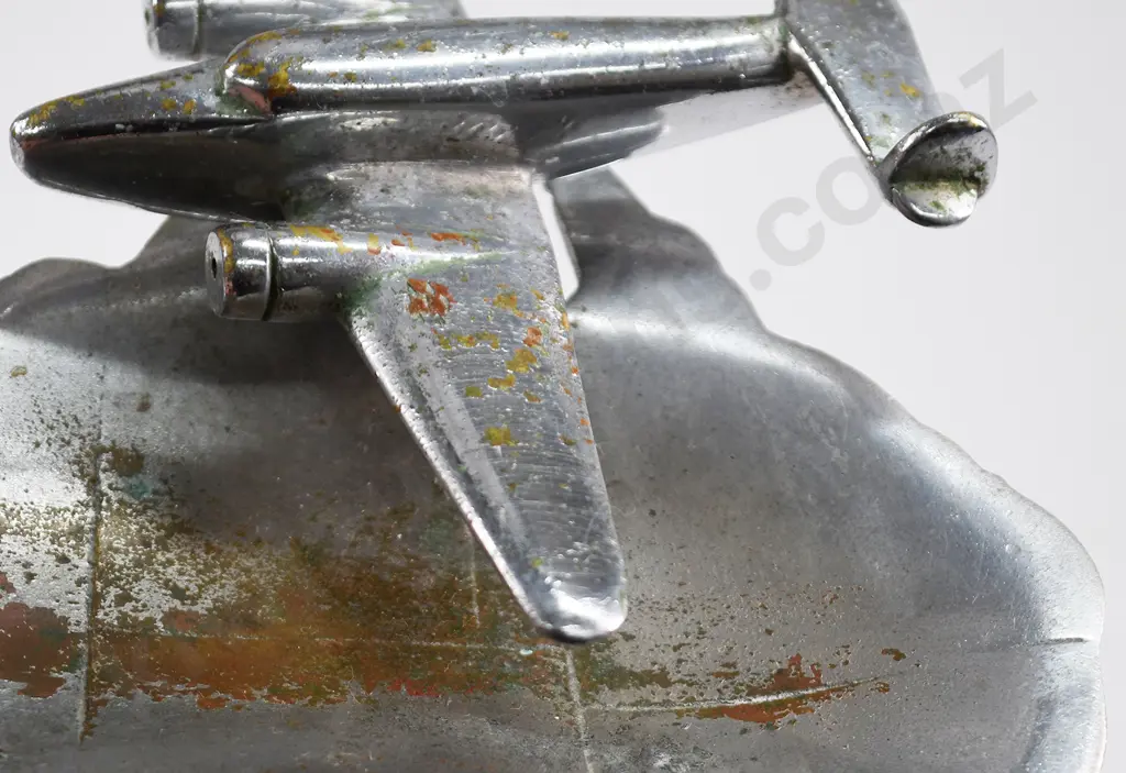 CHROME PLATED ASHTRAY MAP OF AUSTRALIA AIRPLANE Image 1++