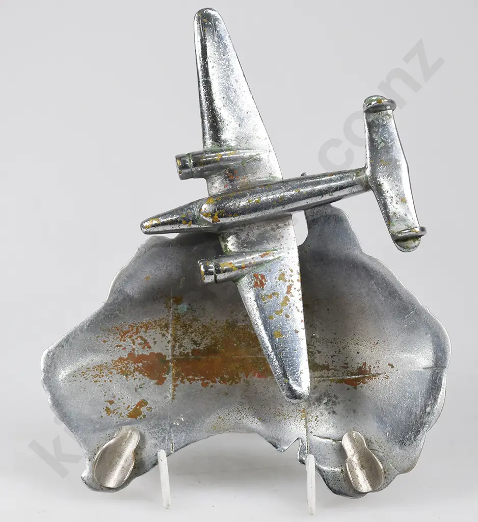 CHROME PLATED ASHTRAY MAP OF AUSTRALIA AIRPLANE Image 1++
