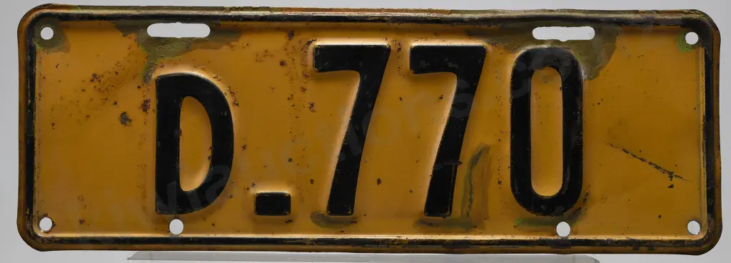 NZ NUMBER PLATE D - 770 1932 - 1933 Image 1++