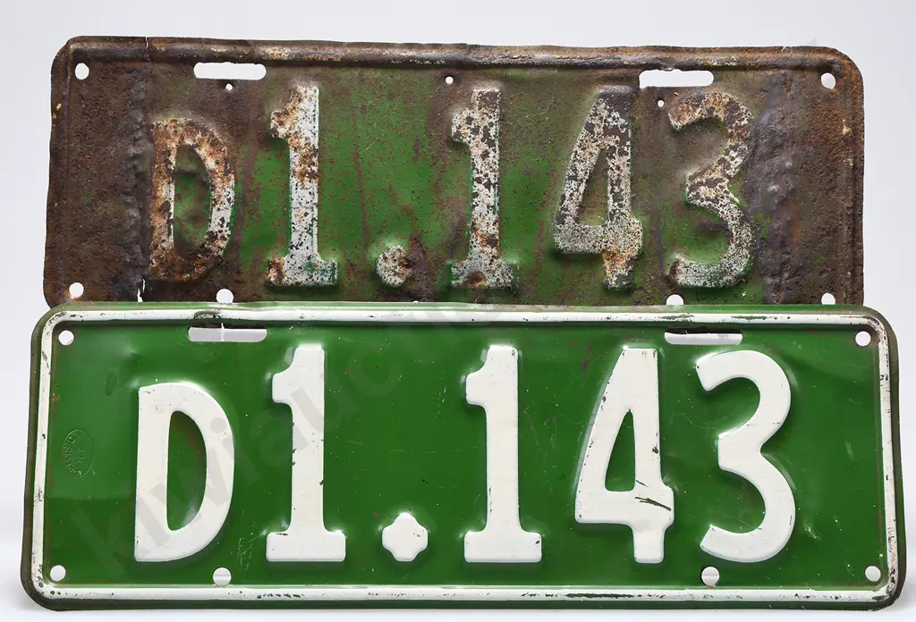 NZ NUMBER PLATES D1-143, 1938-1939 Image 1++