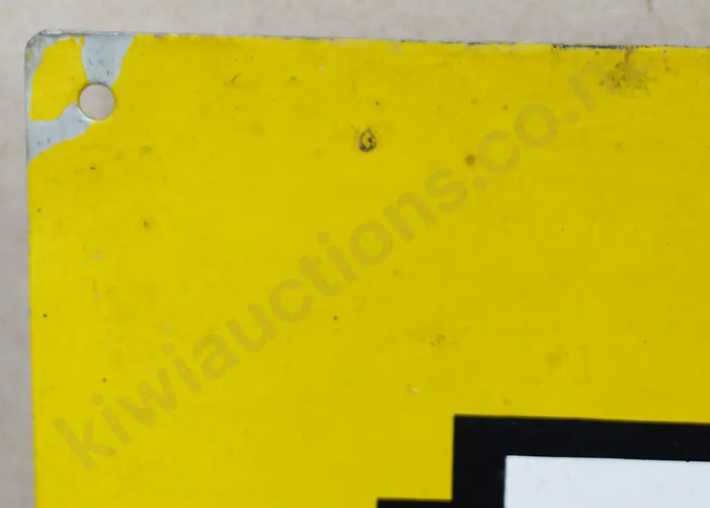LUCAS BATTERIES TIN SIGN Image 1++