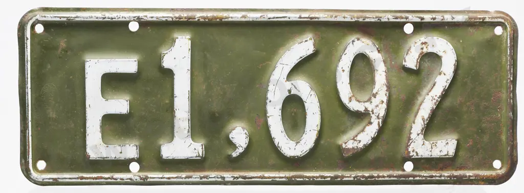 NZ NUMBER PLATE E1-692, 1935-1936 Image 1++