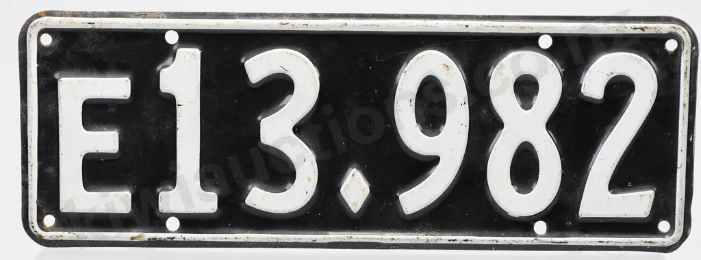 NZ NUMBER PLATE E13-982, 1940-1946 Image 1++