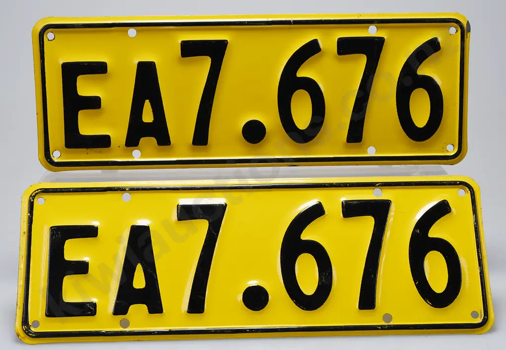 NZ NUMBER PLATES EA7-676, 1961-1965 Image 1++