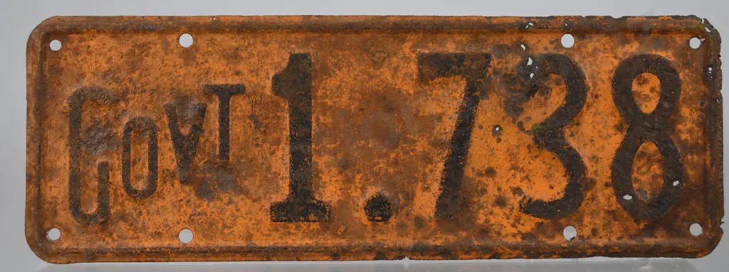 NZ GOVERNMENT NUMBER PLATE GOVT1-738, 1939-1940 Image 1++
