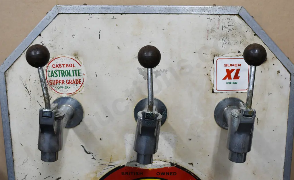WAKEFIELD CASTROL MOTOR OIL DISPENSER BOARD Image 1++