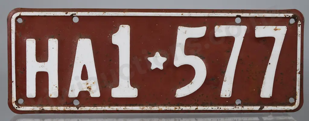 NZ HEAVY VEHICLE NUMBER PLATE, HA1-577, 1951-1956 Image 1++
