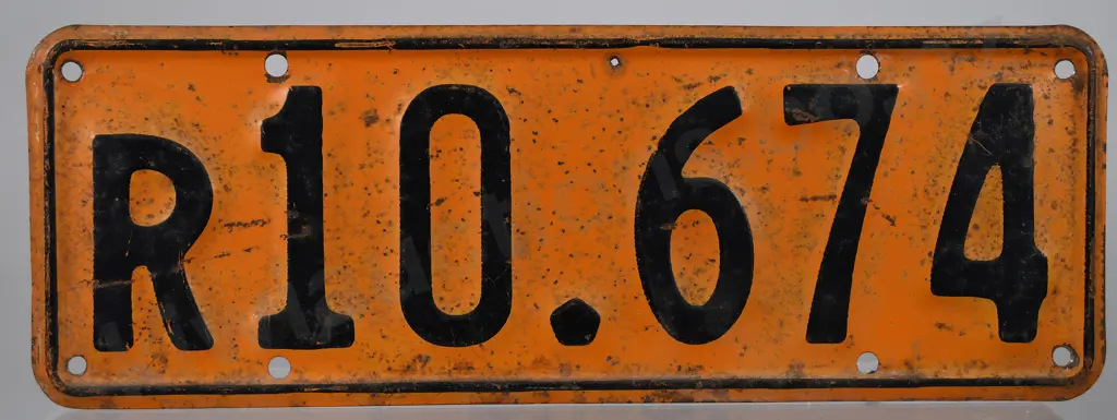 NZ TRAILER NUMBER PLATE R10-674, 1939-1940 Image 1++