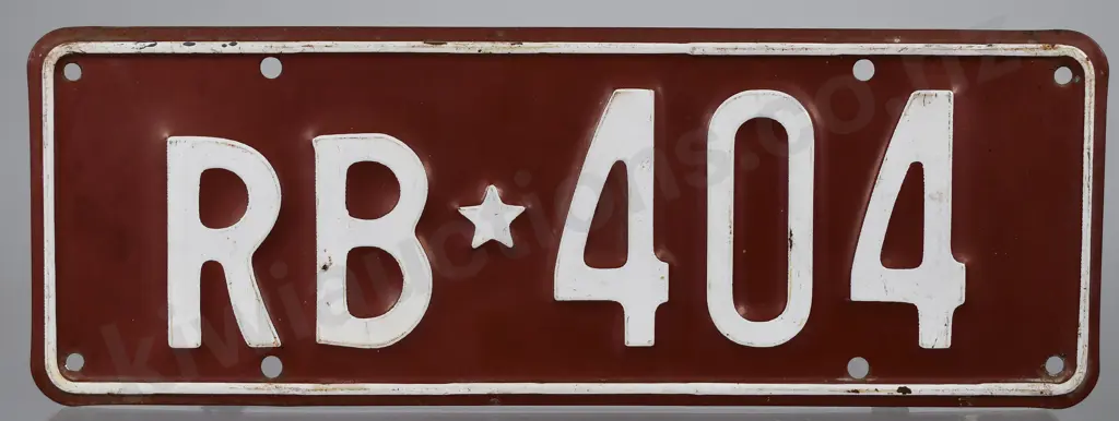 NZ TRAILER NUMBER PLATE RB-404, 1956-1961 Image 1++