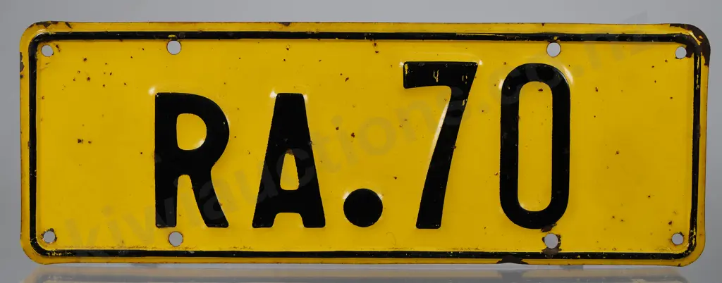 NZ TRAILER NUMBER PLATE RA-70, 1961-1965 Image 1++