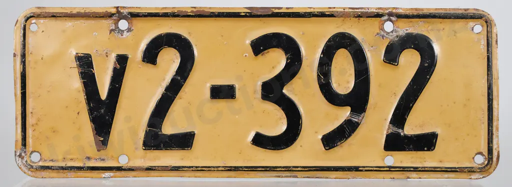 NZ CONTRACT VEHICLE NUMBER PLATE, V2-392, 1946-1951, Image 1++