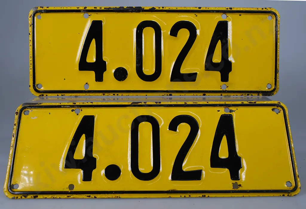 NZ RENTAL NUMBER PLATES, 4-024, 1961-1965. Image 1++
