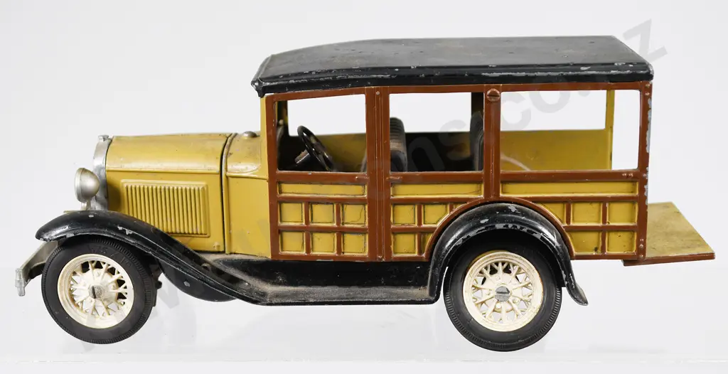 MODEL A TIN CAR Image 1++
