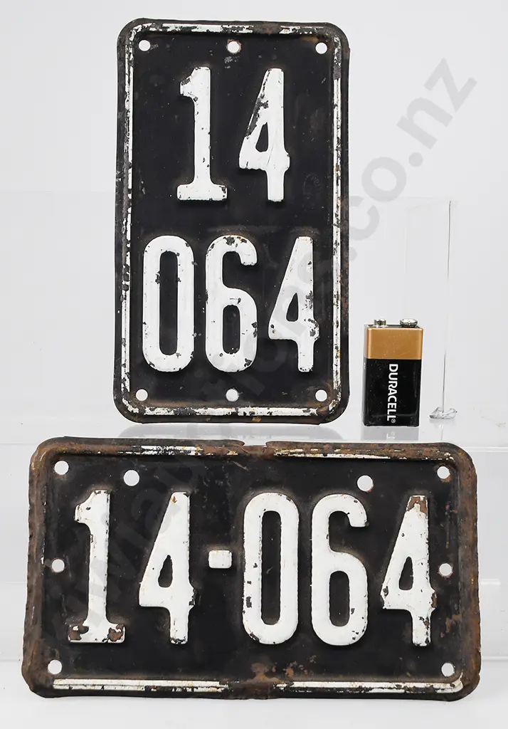 NZ MOTORCYCLE NUMBER PLATES, 14-064, 1926-1927 Image 1++