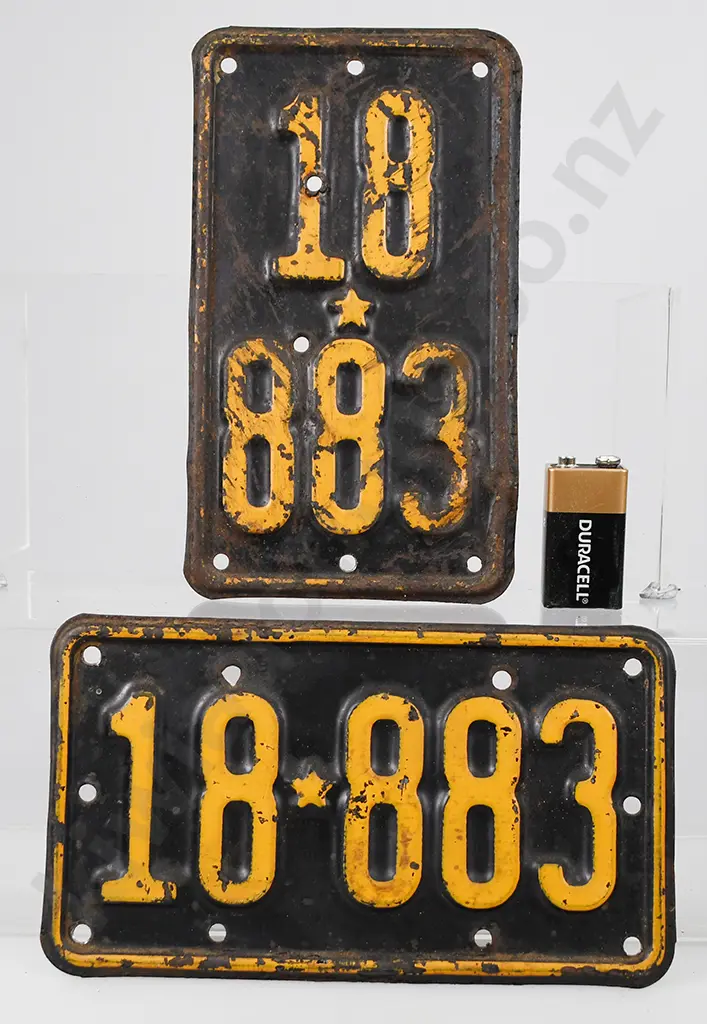 NZ MOTORCYCLE NUMBER PLATES, 18-883, 1927-1928 Image 1++