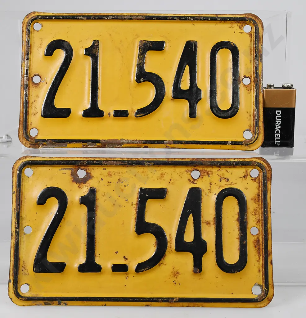 NZ MOTORCYCLE NUMBER PLATES, 21-540, 1932-1933 Image 1++