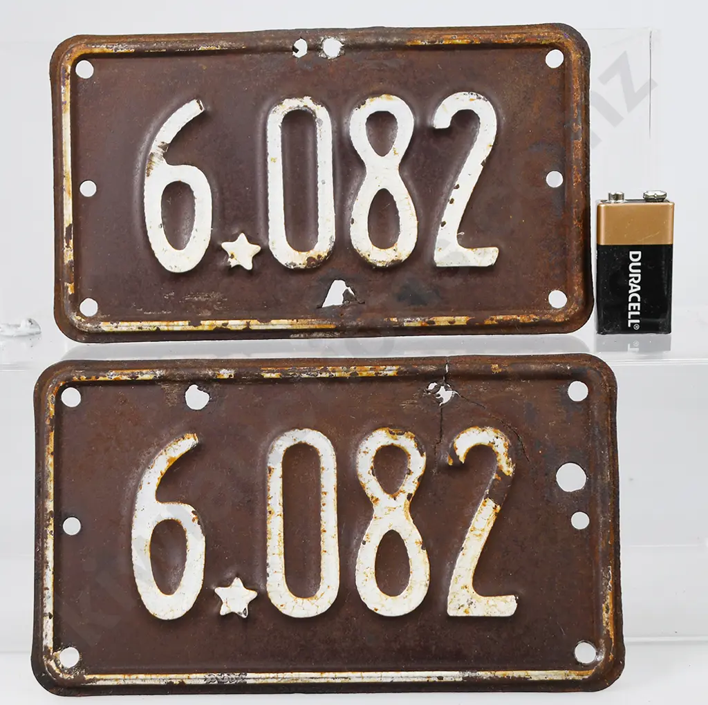 NZ MOTORCYCLE NUMBER PLATES, 6-082, 1933-1934 Image 1++
