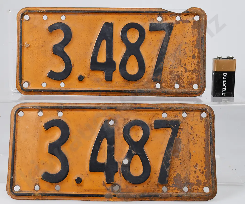 NZ MOTORCYCLE NUMBER PLATES, 3-487, 1939-1940 Image 1++