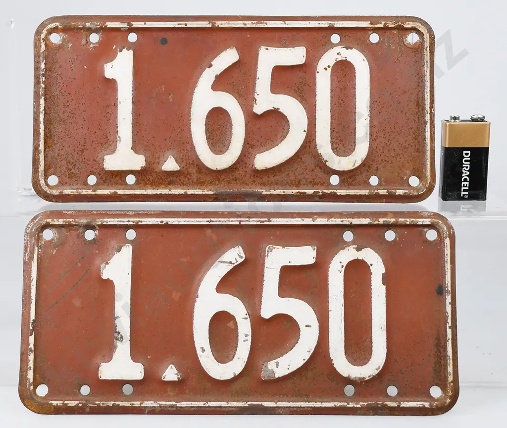 NZ MOTORCYCLE NUMBER PLATES, 1-650, 1940-1941 Image 1++