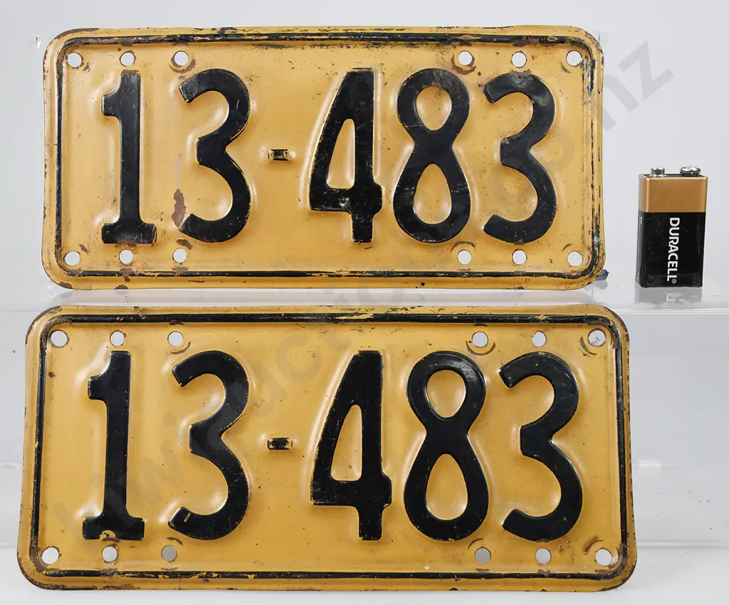 NZ MOTORCYCLE NUMBER PLATES, 13-483, 1946-1951 Image 1++