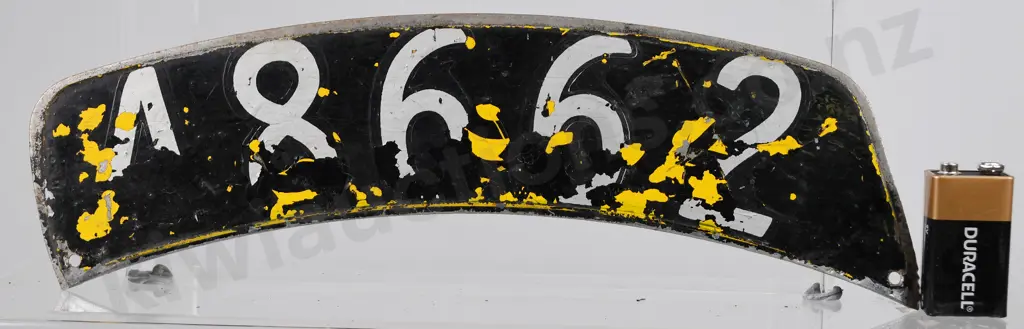 NZ FRONT MOTORCYCLE NUMBER PLATE, 48662, 1939-1940 Image 1++