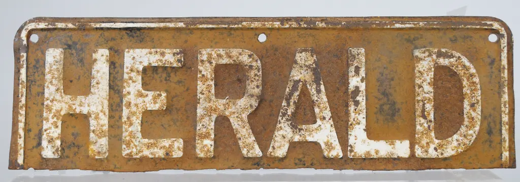 NZ NEWSPAPER GATE BOOSTER PLATE, HERALD Image 1++