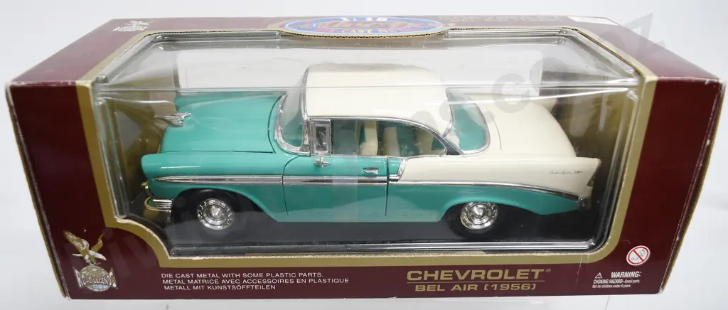 CHEVROLET BEL AIR (1956) 1:18 DIE CAST BOXED MODEL CAR Image 1++