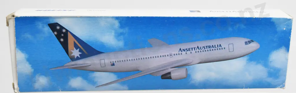BOXED MODEL AIRPLANE ANSETT AUSTRALIA B767-200 Image 1++